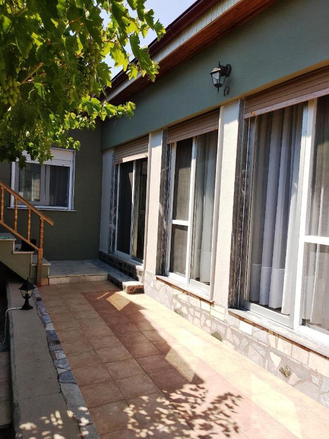 Green Leaves Nea Iraklitsa Exterior foto